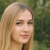 Sarina Jones, writer at PapersOwl